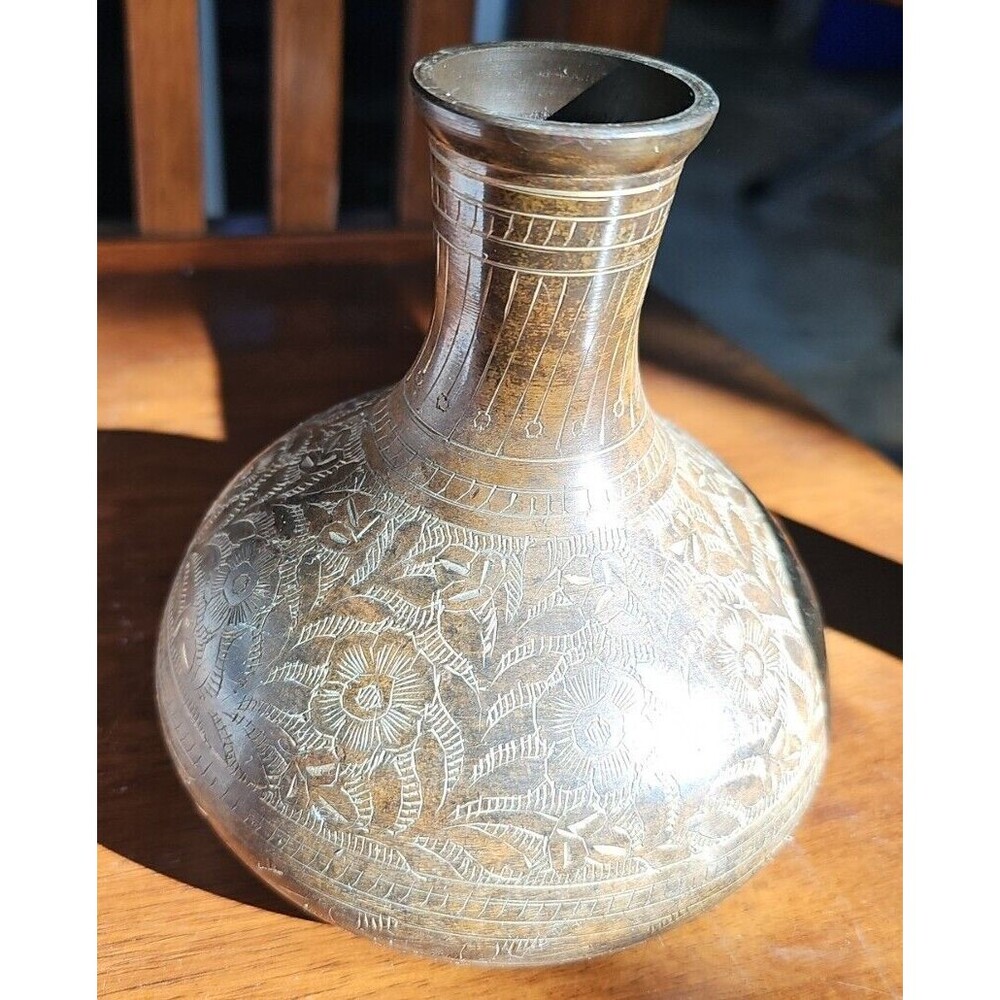 Vintage bronze Color metal vase w/ flowers made in India Use W/ DRY FLOWERS ONLY